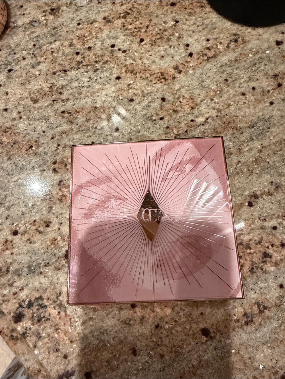 Charlotte Tilbury Rose Gold Radiant Compact Palette